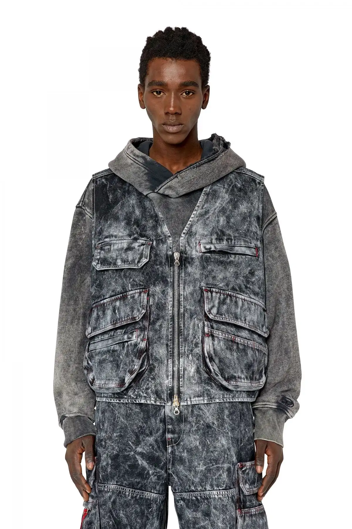 Black Utility vest in marbled-effect denim