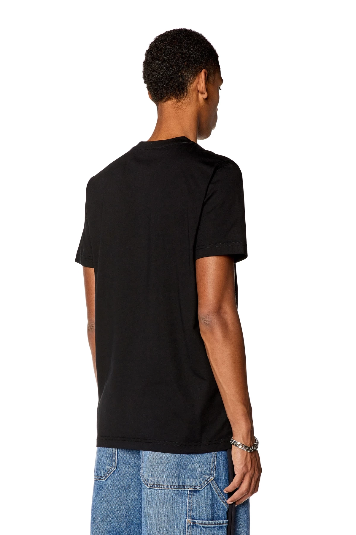 Black T-shirt with globe oval D print