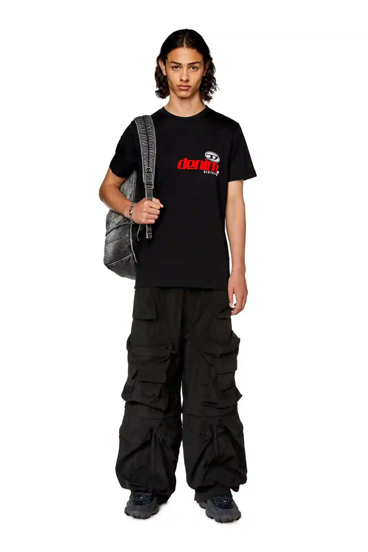 Black T-shirt with shiny and flocked print