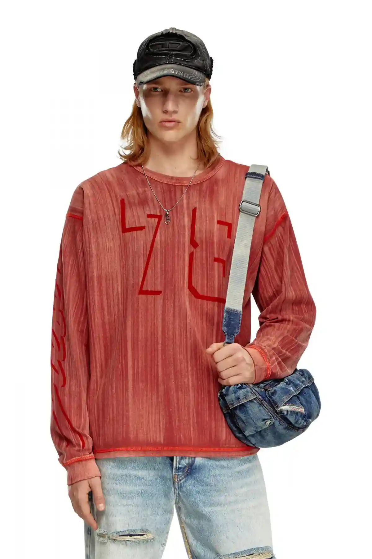 Red Long-sleeve T-shirt with brushstroke fading