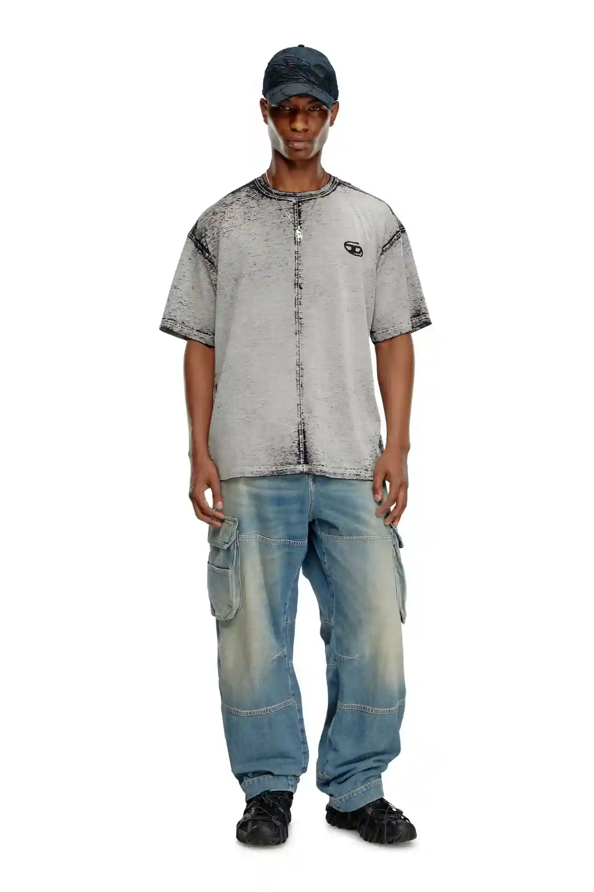 grey Burnout T-shirt with Oval D logo