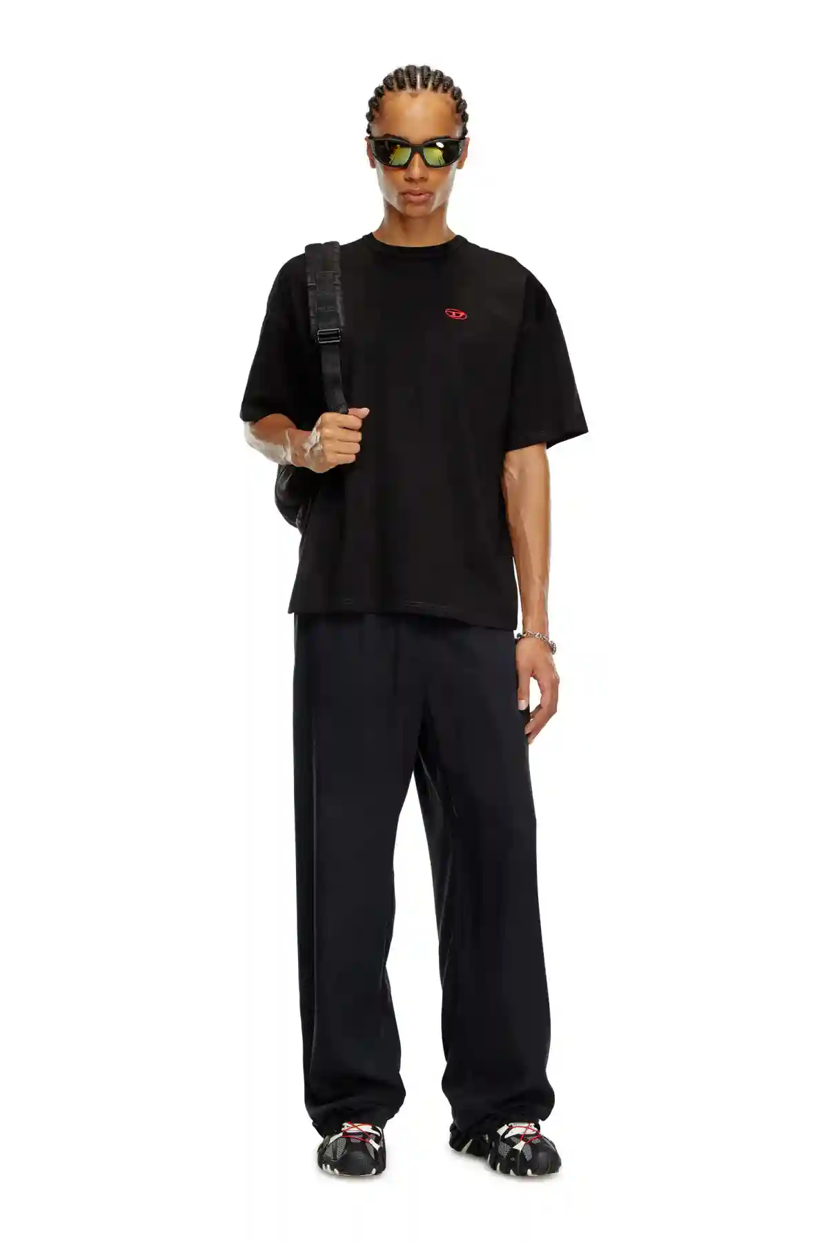 black T-shirt with Oval D print and embroidery