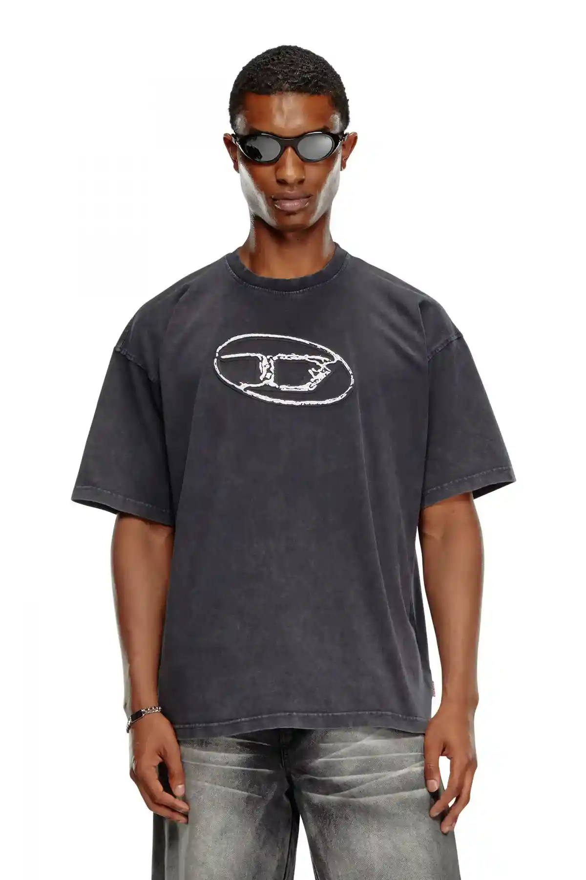 black Faded T-shirt with Oval D print