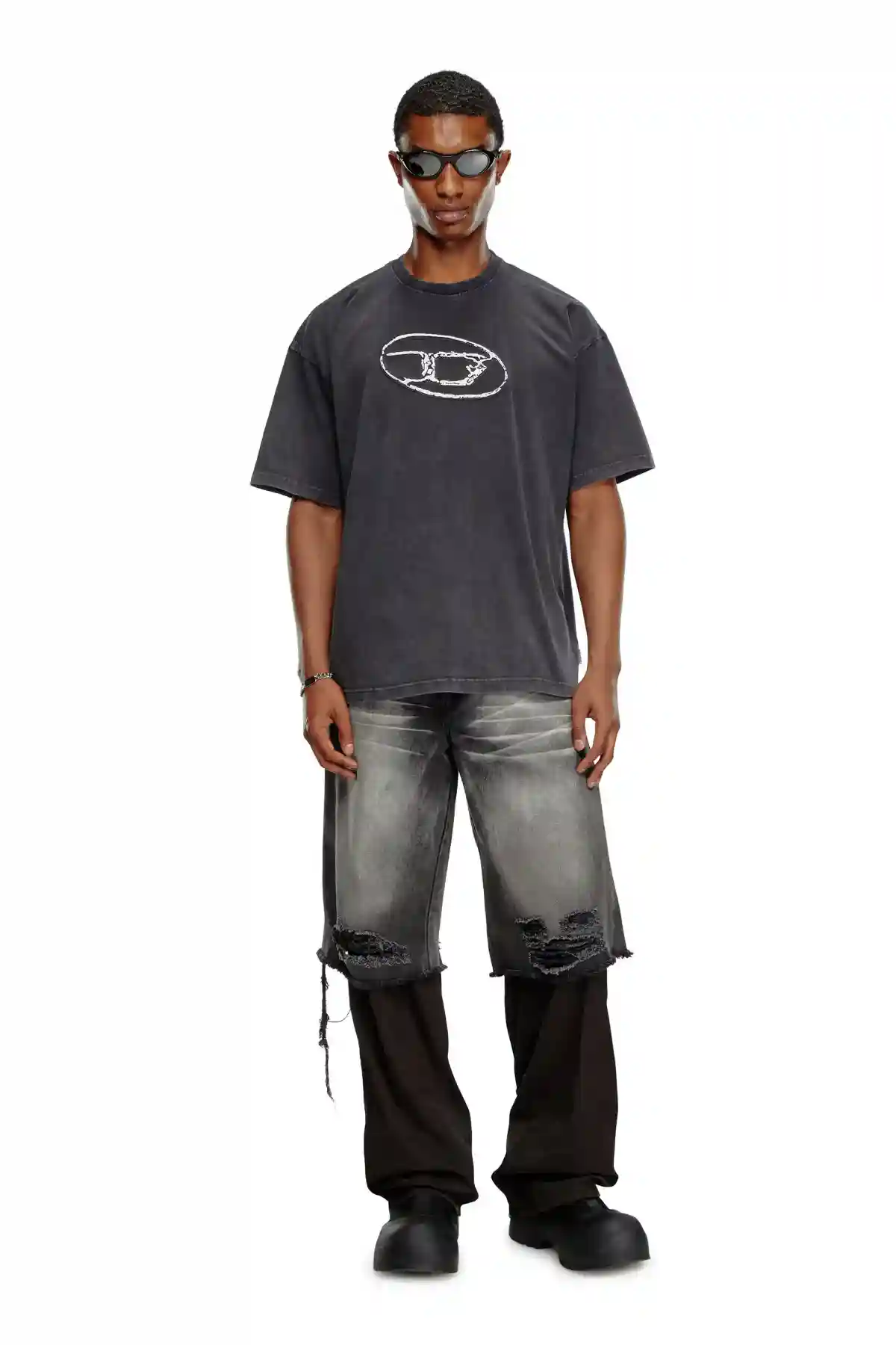black Faded T-shirt with Oval D print