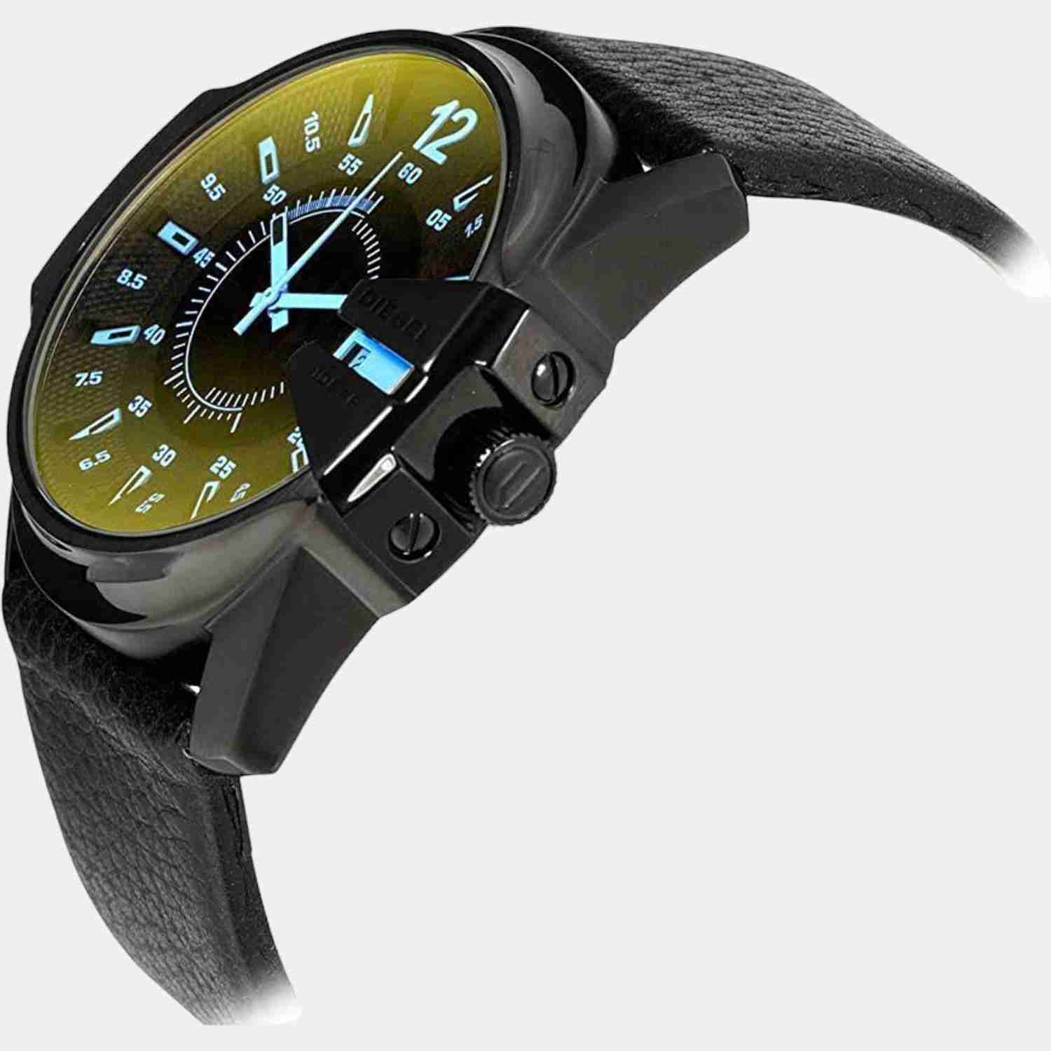 Master Chief Men Quartz Black Dial Analog Leather Watch DZ1657