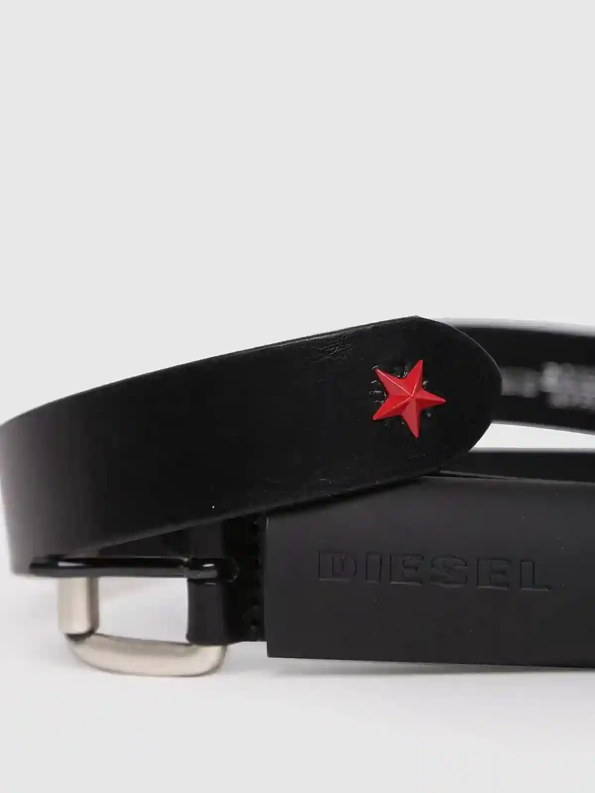 Black Leather belt with metal star on the tip