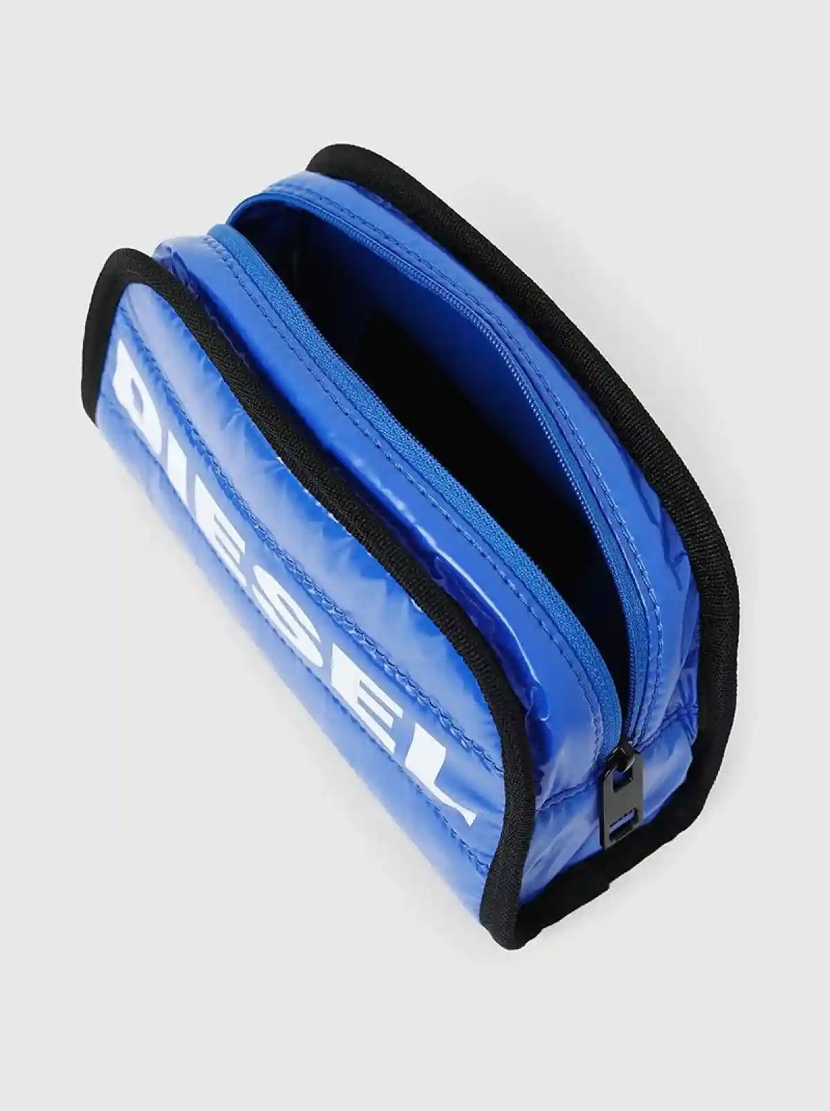 Blue Cosmetics case in puffy nylon