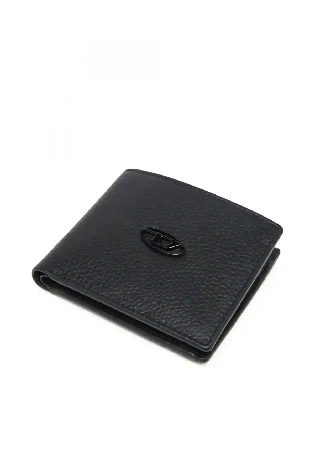 Black Bi-fold wallet in grainy leather
