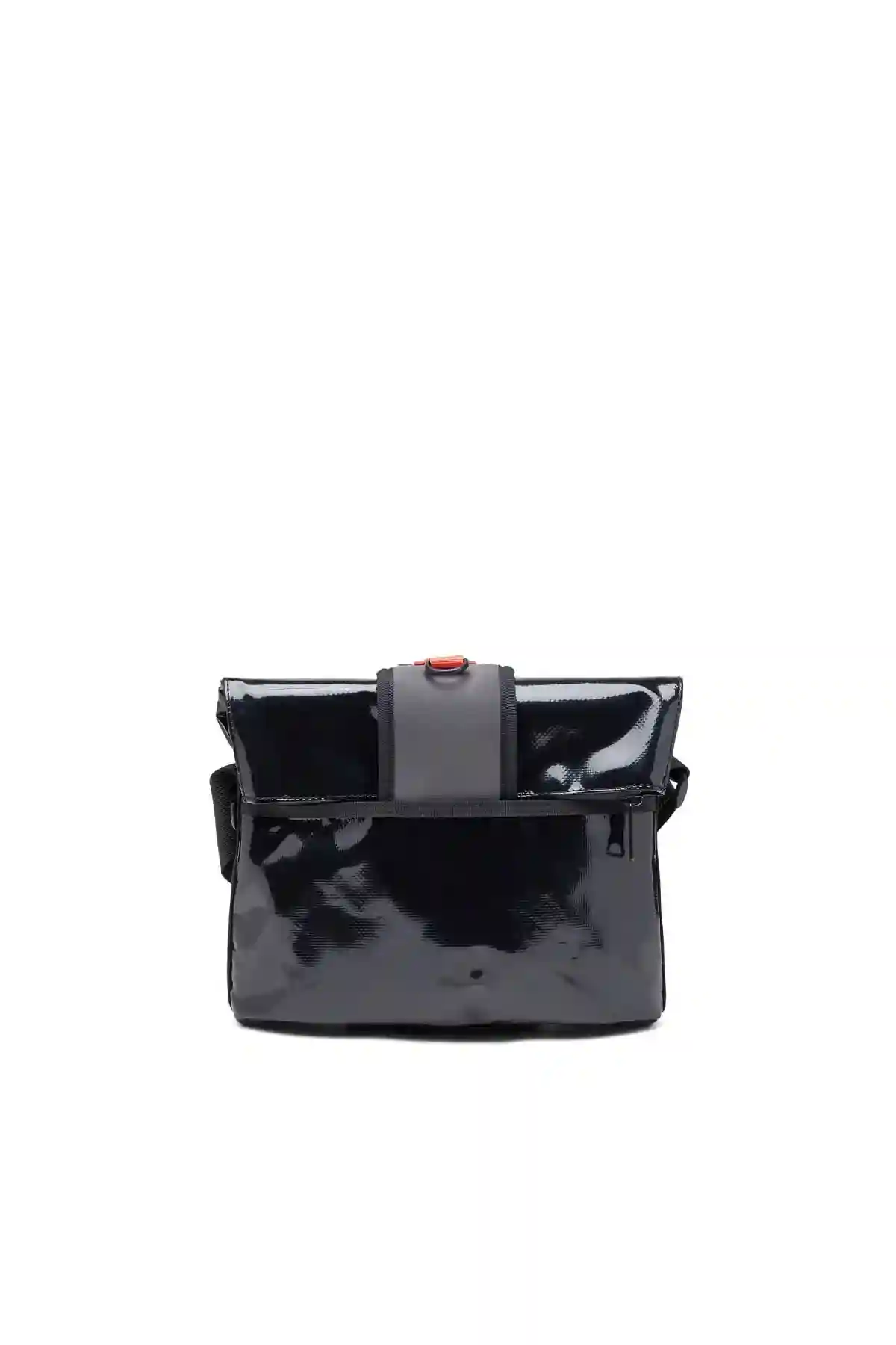 Black Trap Fill Shoulder S-Rolltop crossbody in tarpaulin