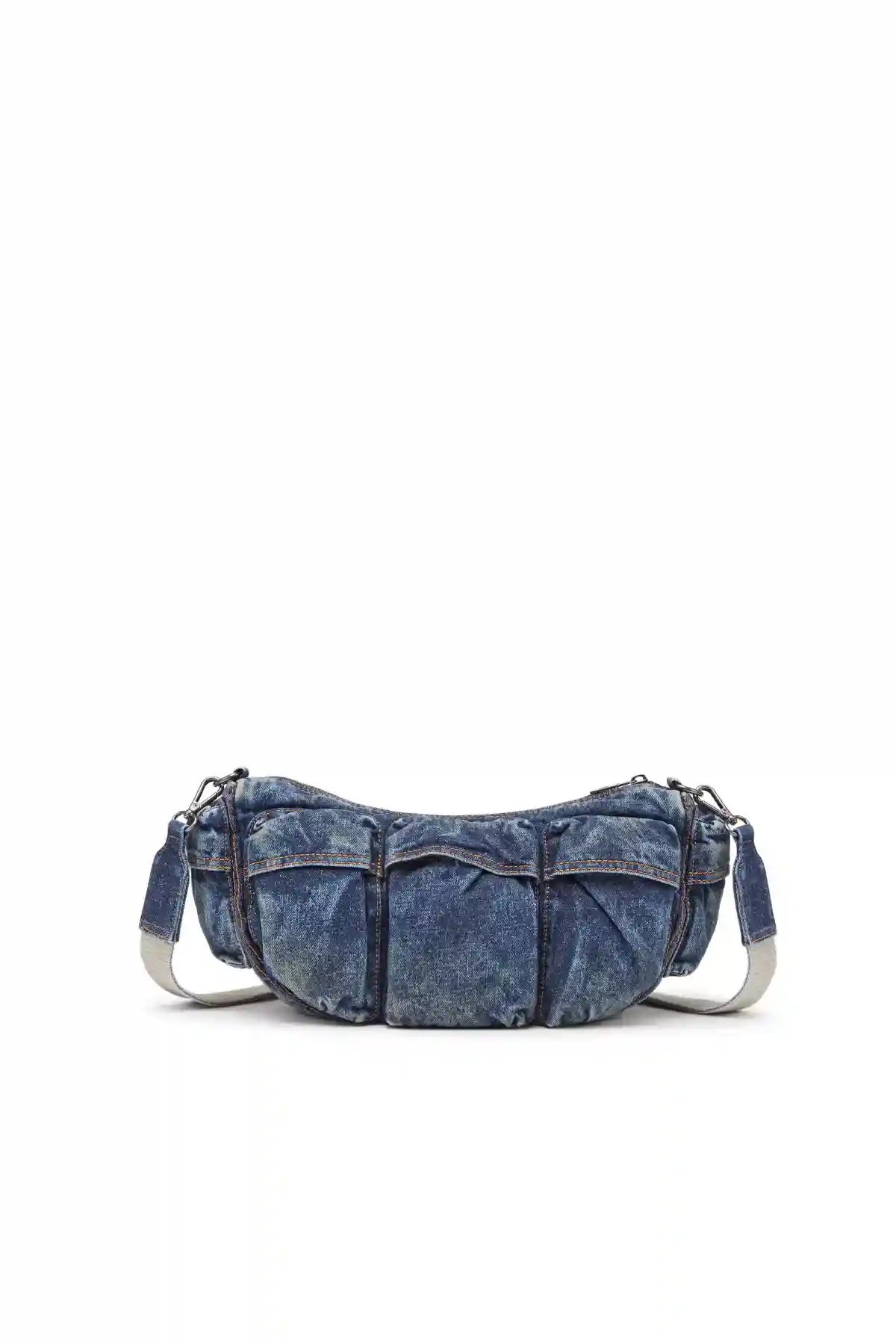 Blue Travel 3000-Multipocket bag in treated denim