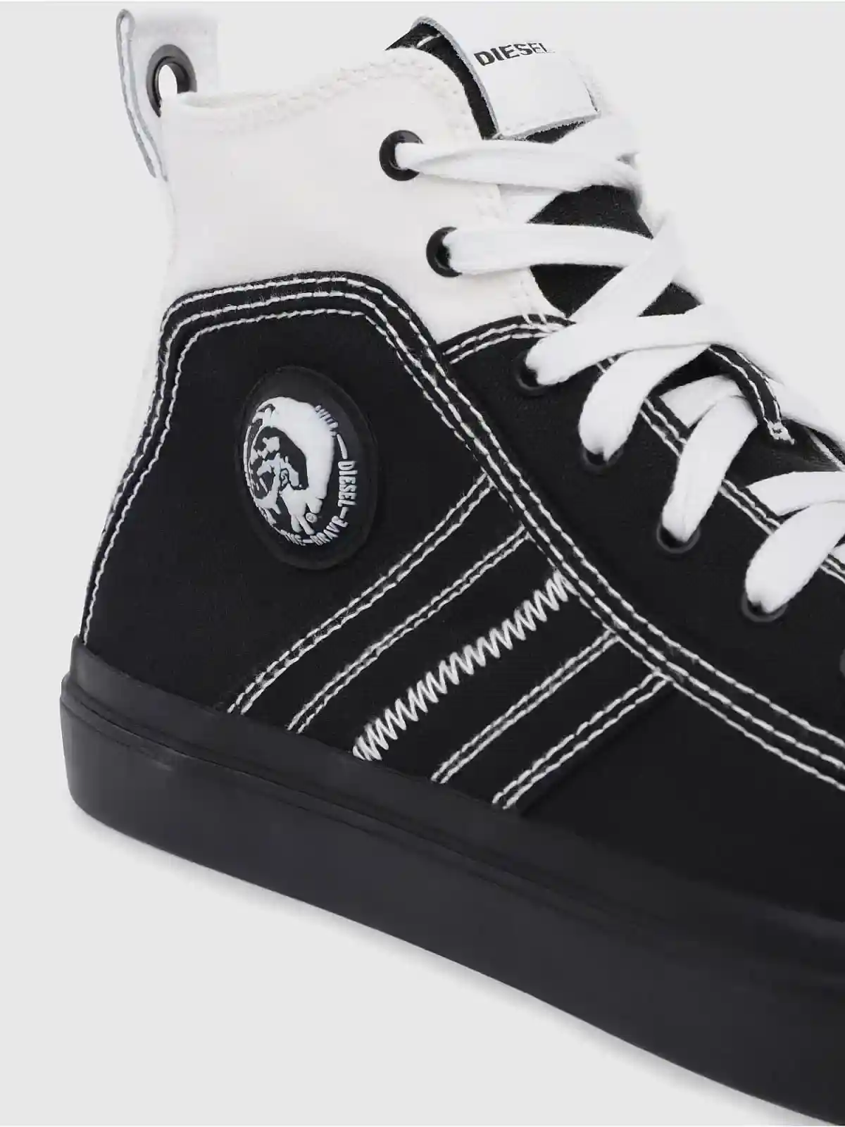 Black Mid top sneakers in bicolour canvas