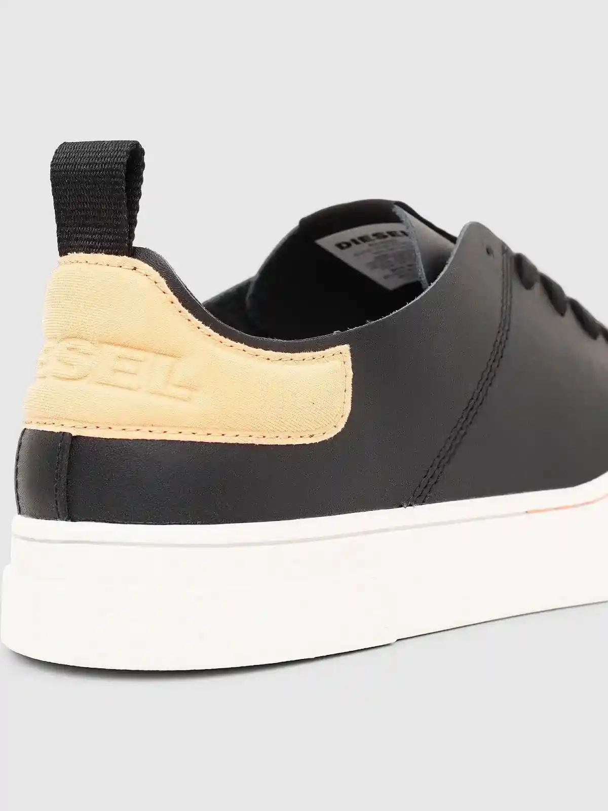 Blue Low-top sneakers in unlined leather
