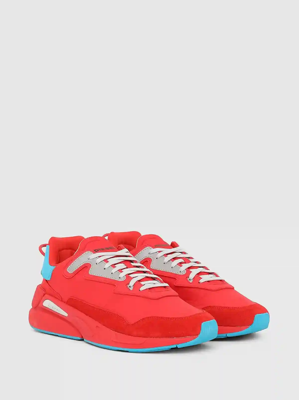 Red Sneakers in ruffled nylon and suede