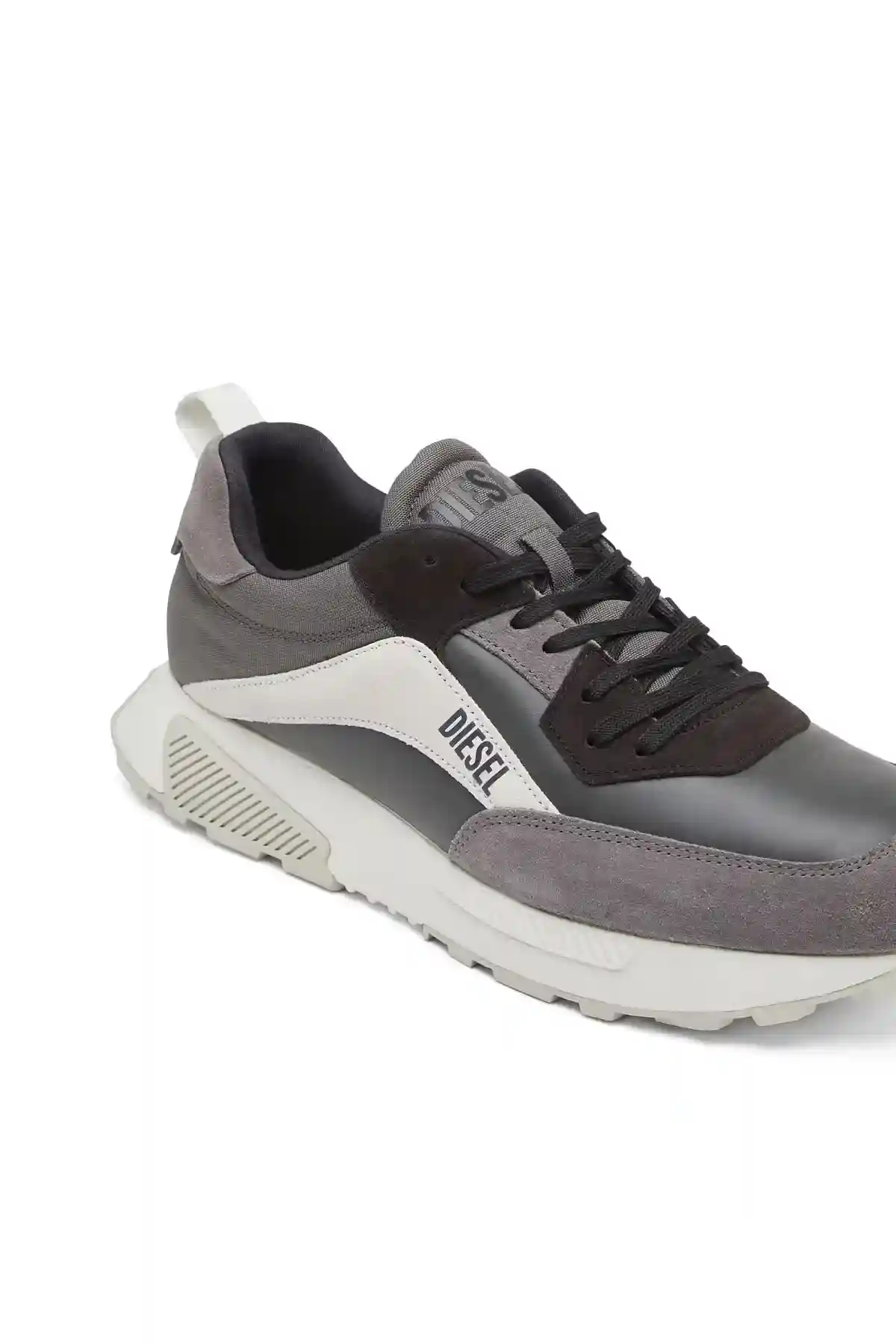 Grey S-Tyche Low Cut-Sneakers in leather suede and nylon
