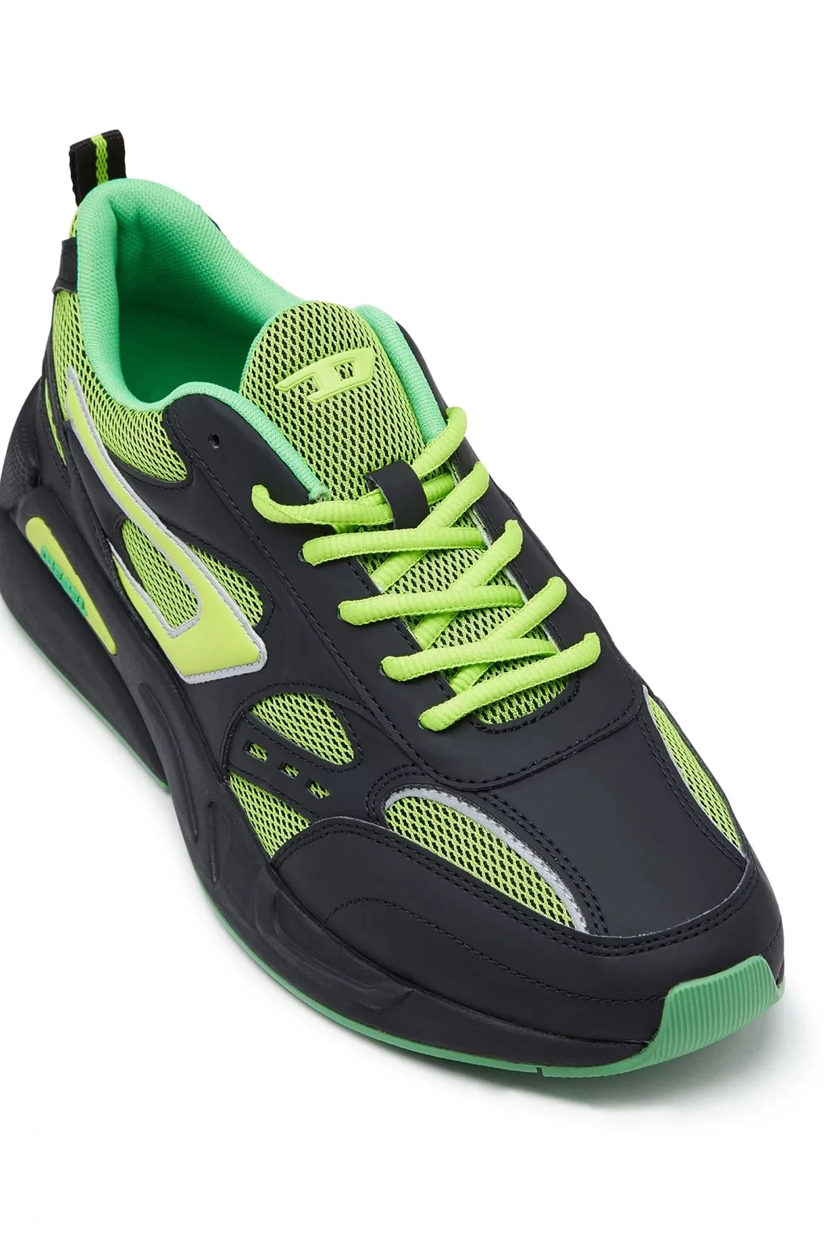 Black and Green S-Serendipity Sport-Mesh sneakers with reflective D patch