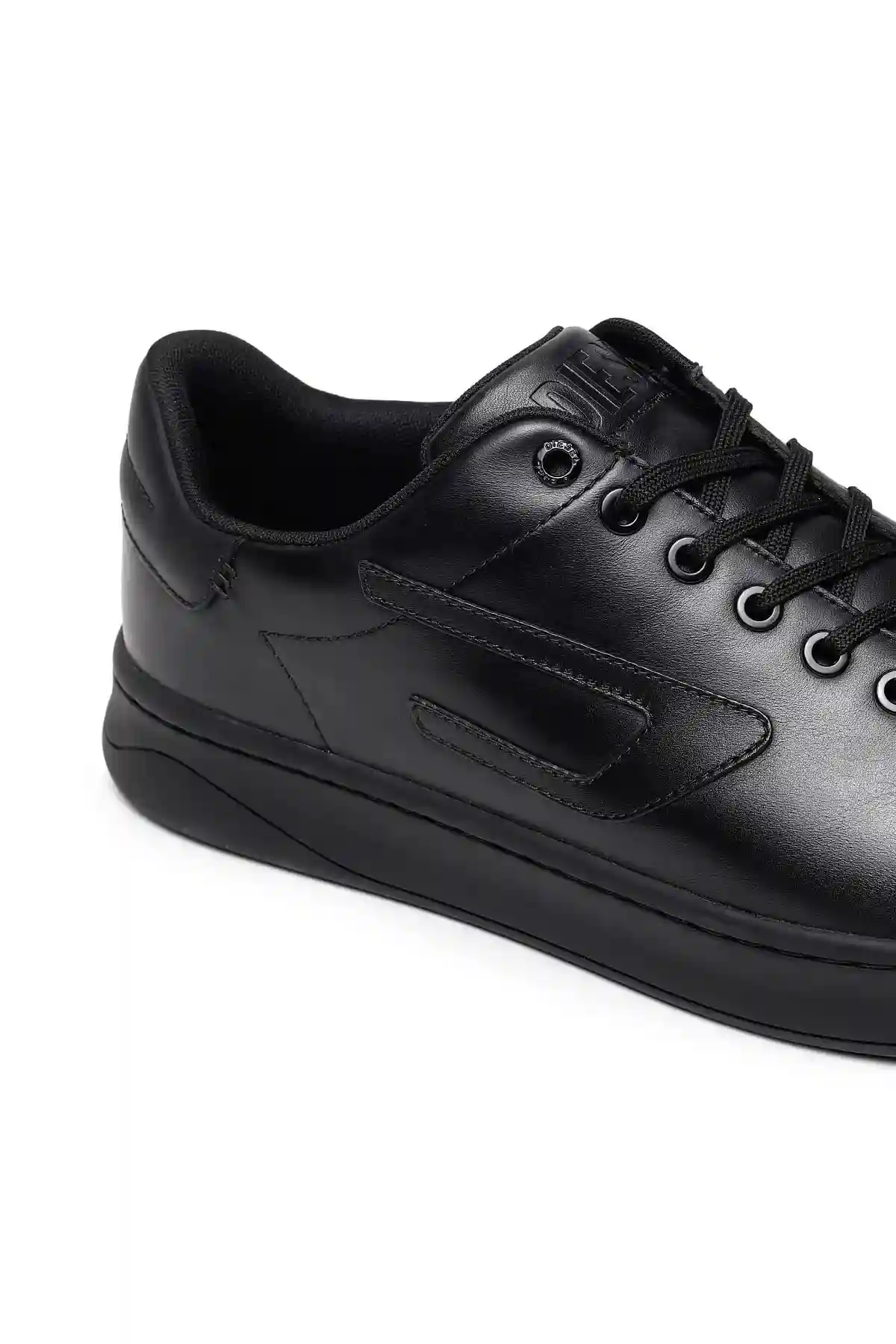 Black S-Athene Low-Low-top leather sneakers with D patch