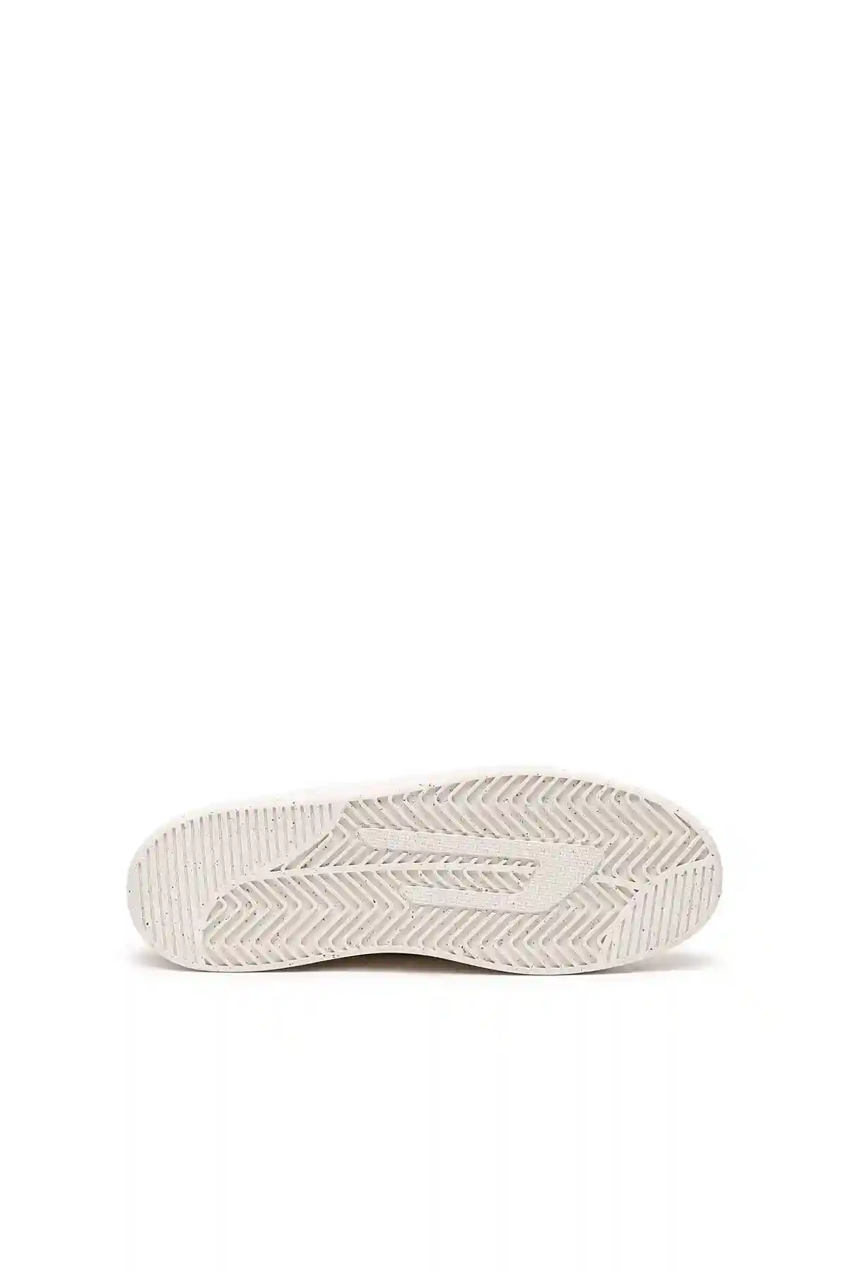 White and Yellow Sneakers with suede heel tab