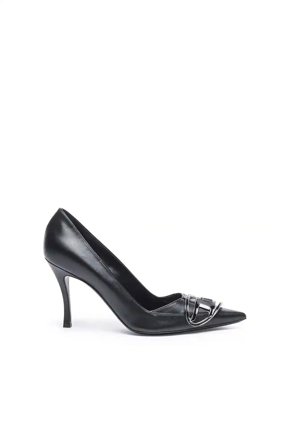 Black Leather pumps