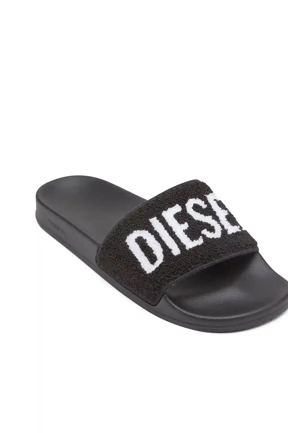 Black Sa-Mayemi Cc W-Fuzzy logo pool slides