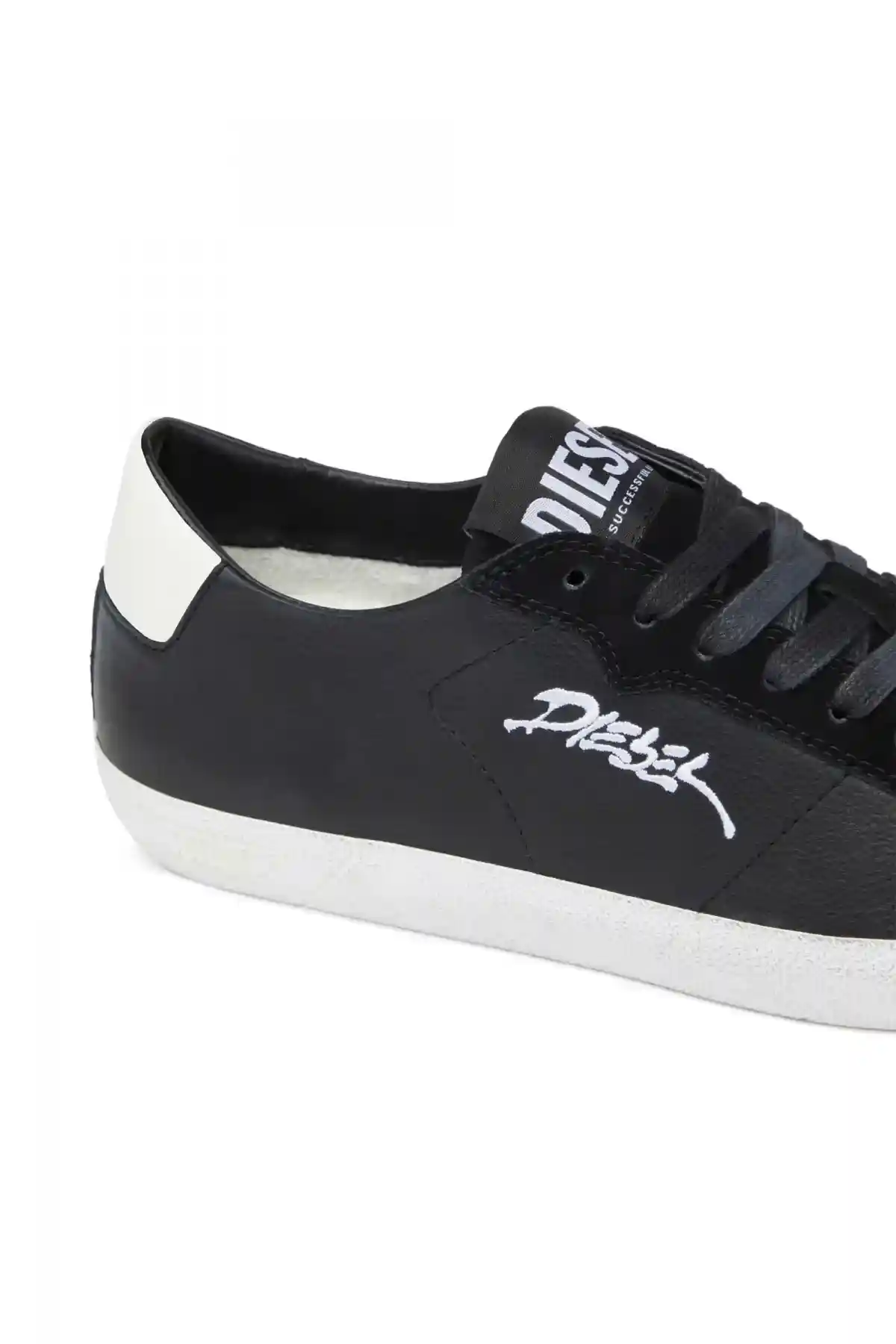 Black S-Leroji Low-Low-top sneakers with embroidered logo