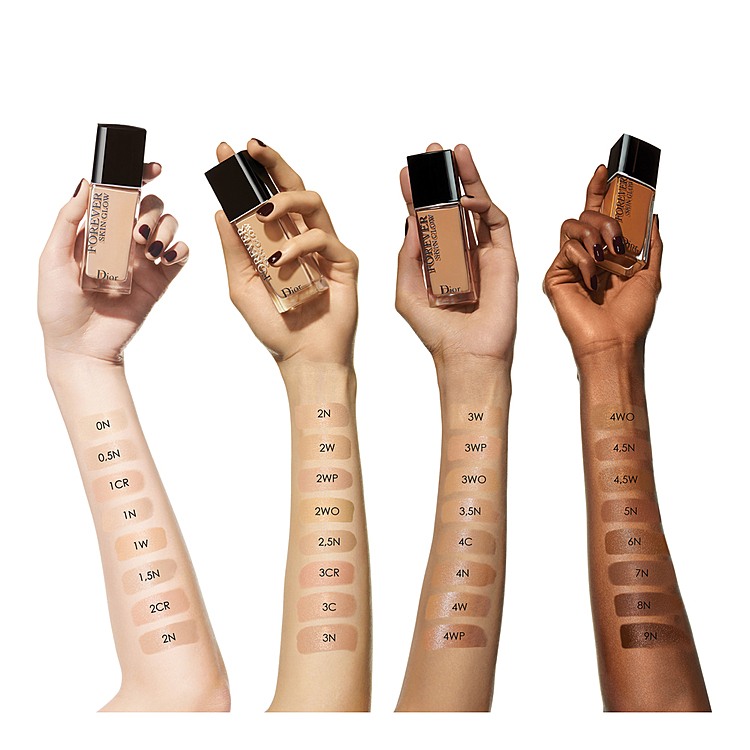 Diorskin Forever Skin Glow Fluid Foundation • 3.5 Neutral