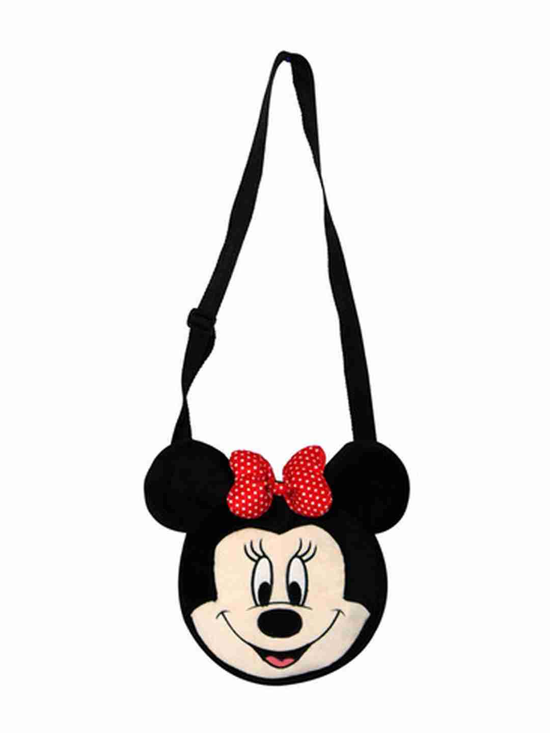 https://cdn.fynd.com/v2/falling-surf-7c8bb8/fyprod/wrkr/products/pictures/item/free/original/disney/D17021/4/PEhWPzRpvV-D17021_5.jpg