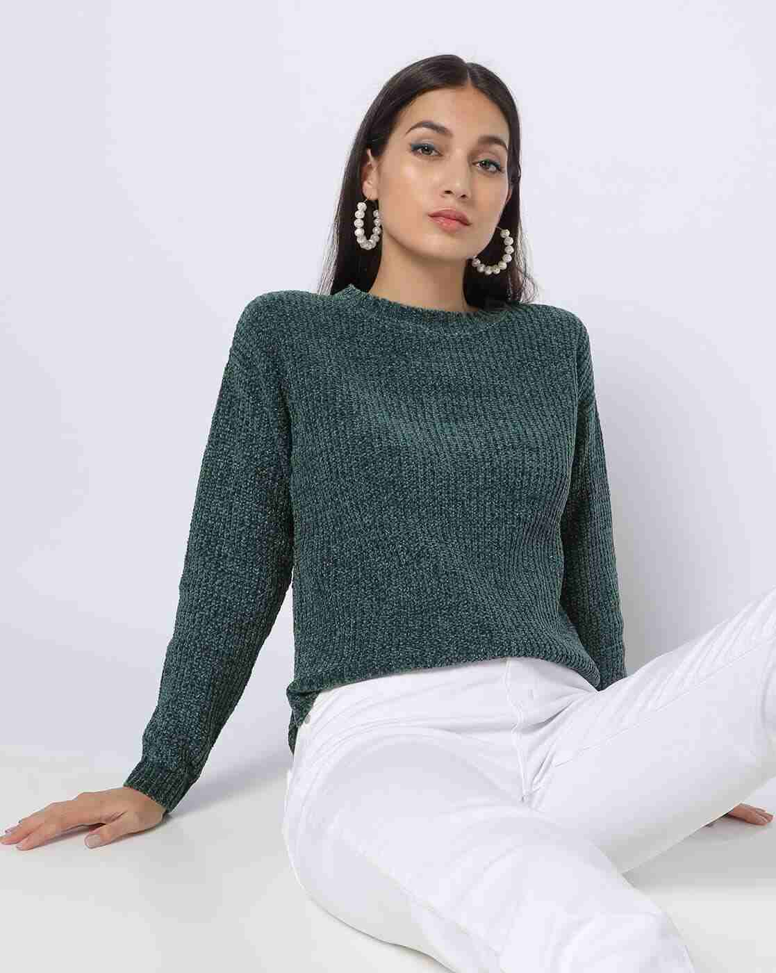 Ribbed Round-Neck Pullover