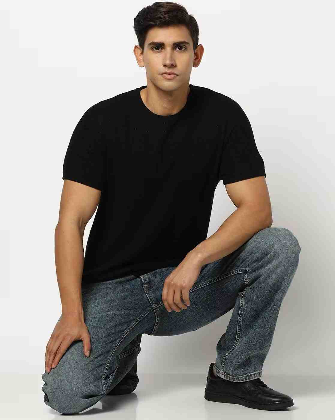 Men Slim Fit Crew-Neck T-Shirt