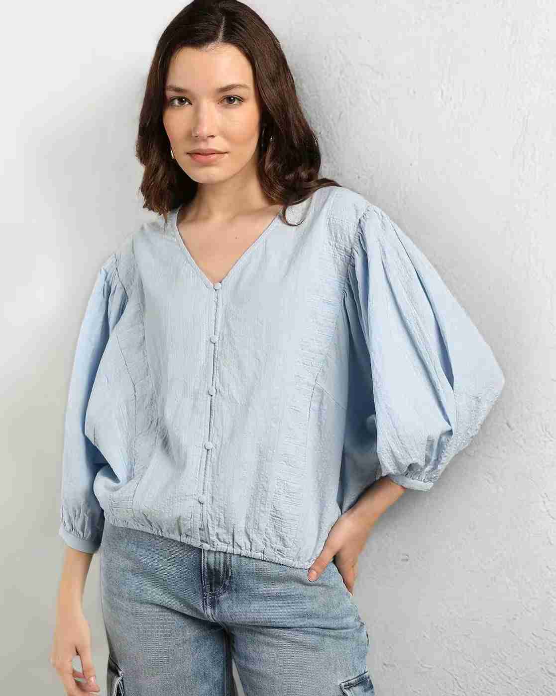 DNMX | Women Crinkled Relaxed Fit V-Neck Top|0