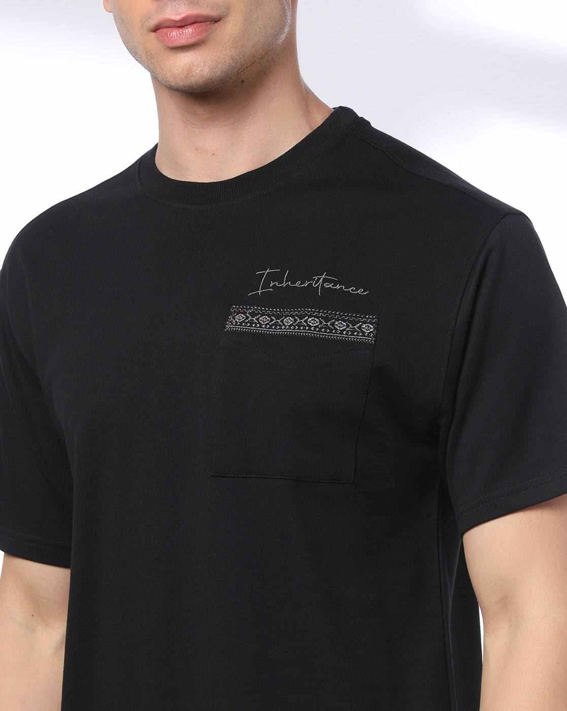 DNMX | Men Typographic Print Relaxed Fit Crew-Neck T-Shirt|4