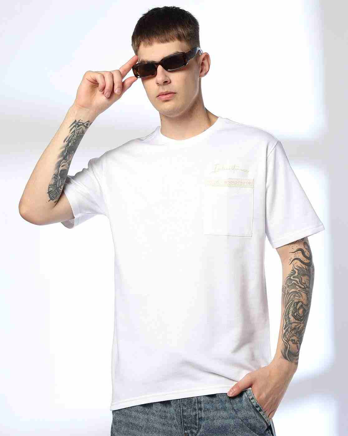 Men Typographic Print Relaxed Fit Crew-Neck T-Shirt