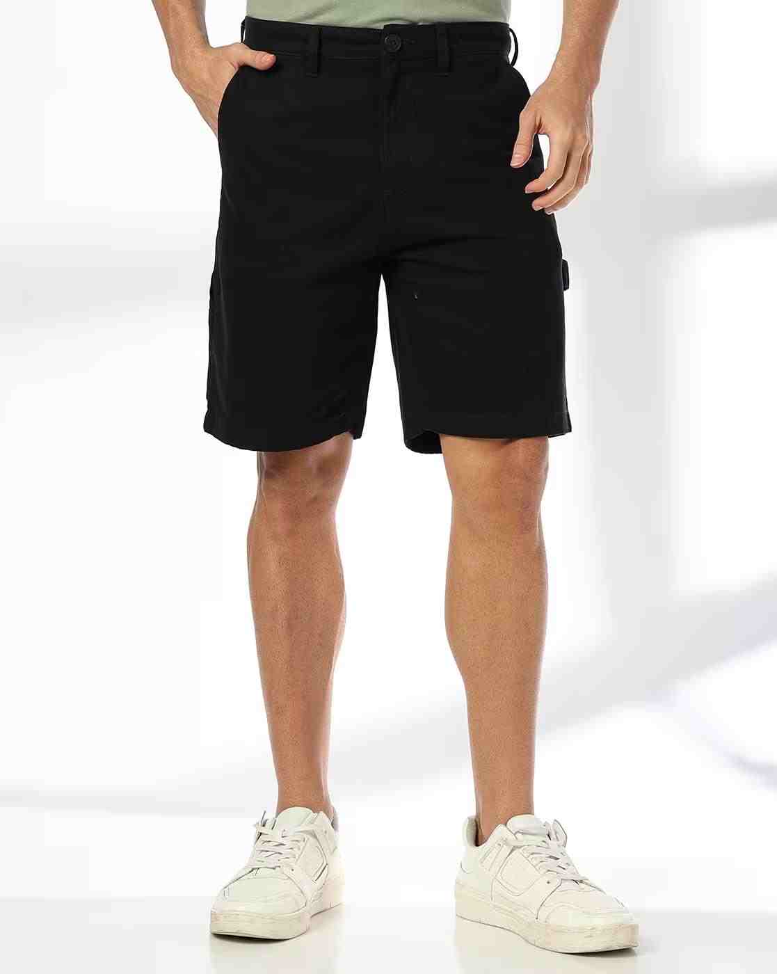 Men Regular Fit Shorts with Insert Pockets