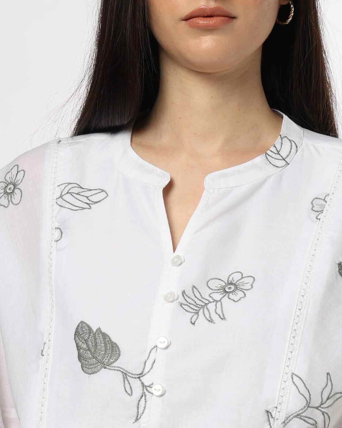 DNMX | Y-Notch Contrast Embroidered Peplum Top|3