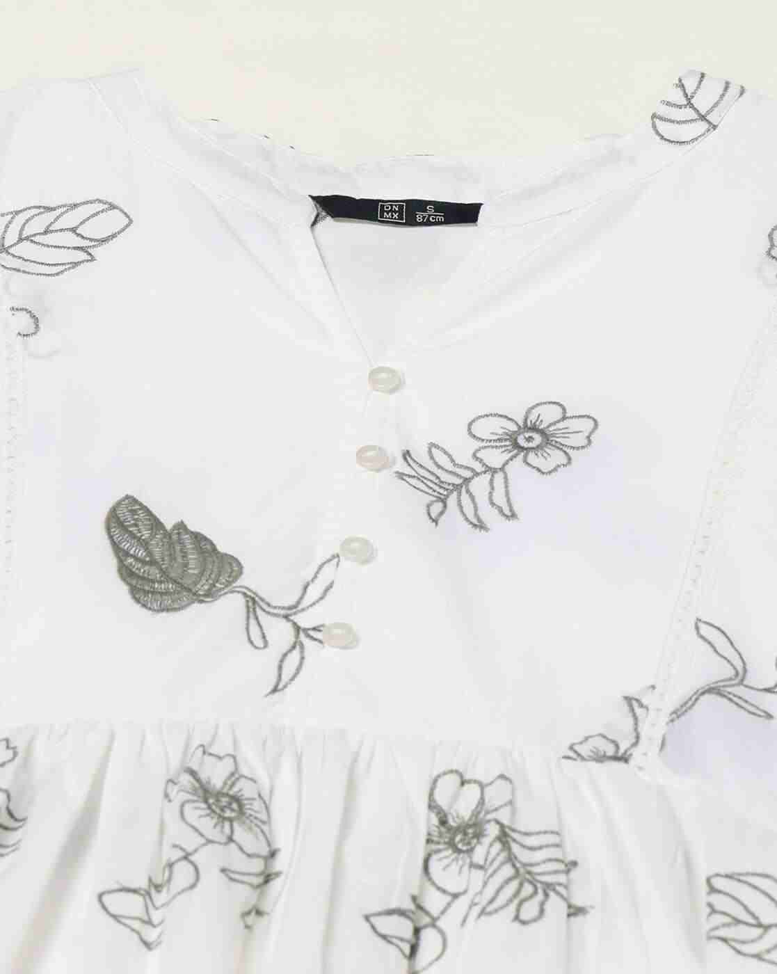 DNMX | Y-Notch Contrast Embroidered Peplum Top|4