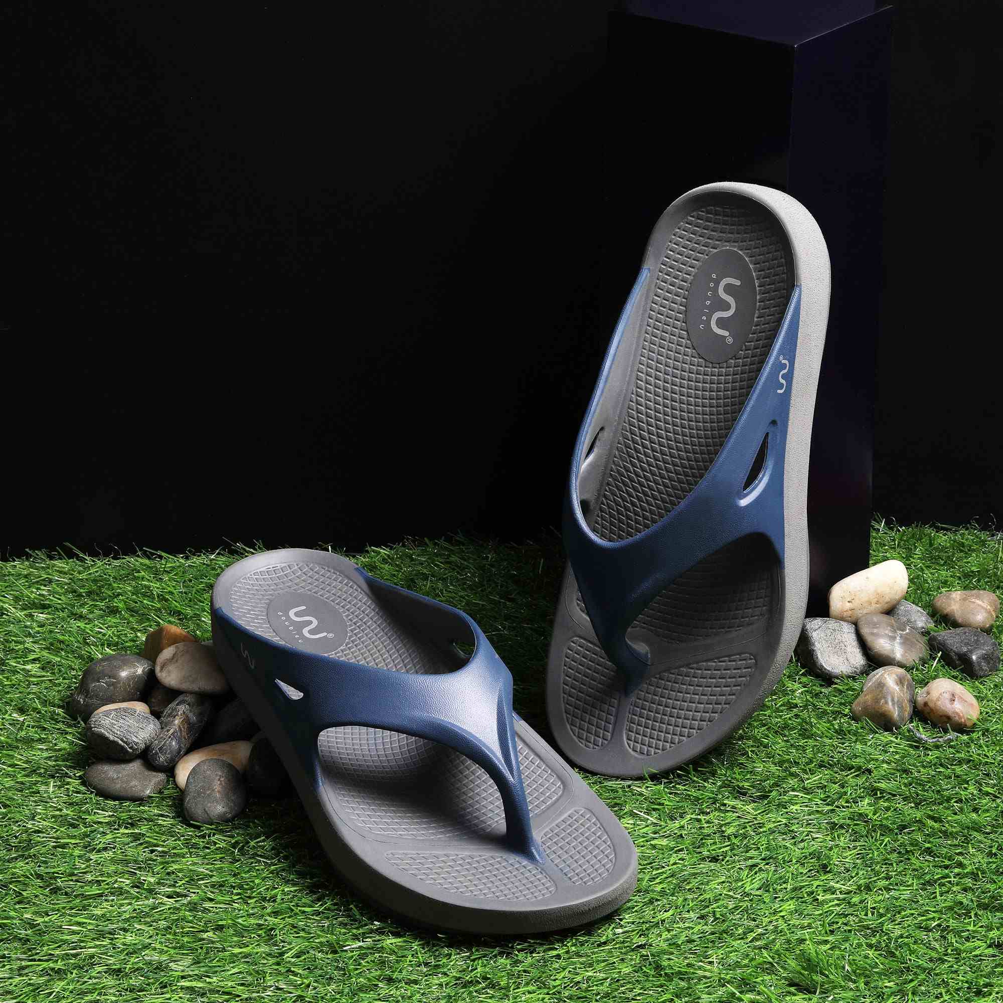 Men Casual Grey Flip Flops