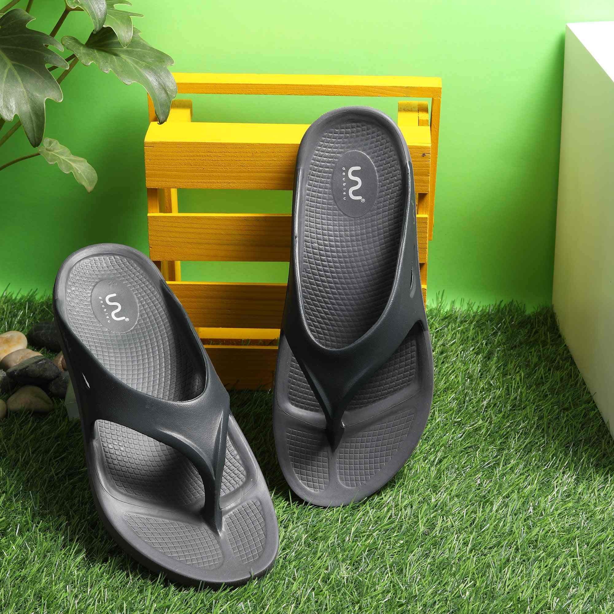 Men Casual Grey Flip Flops