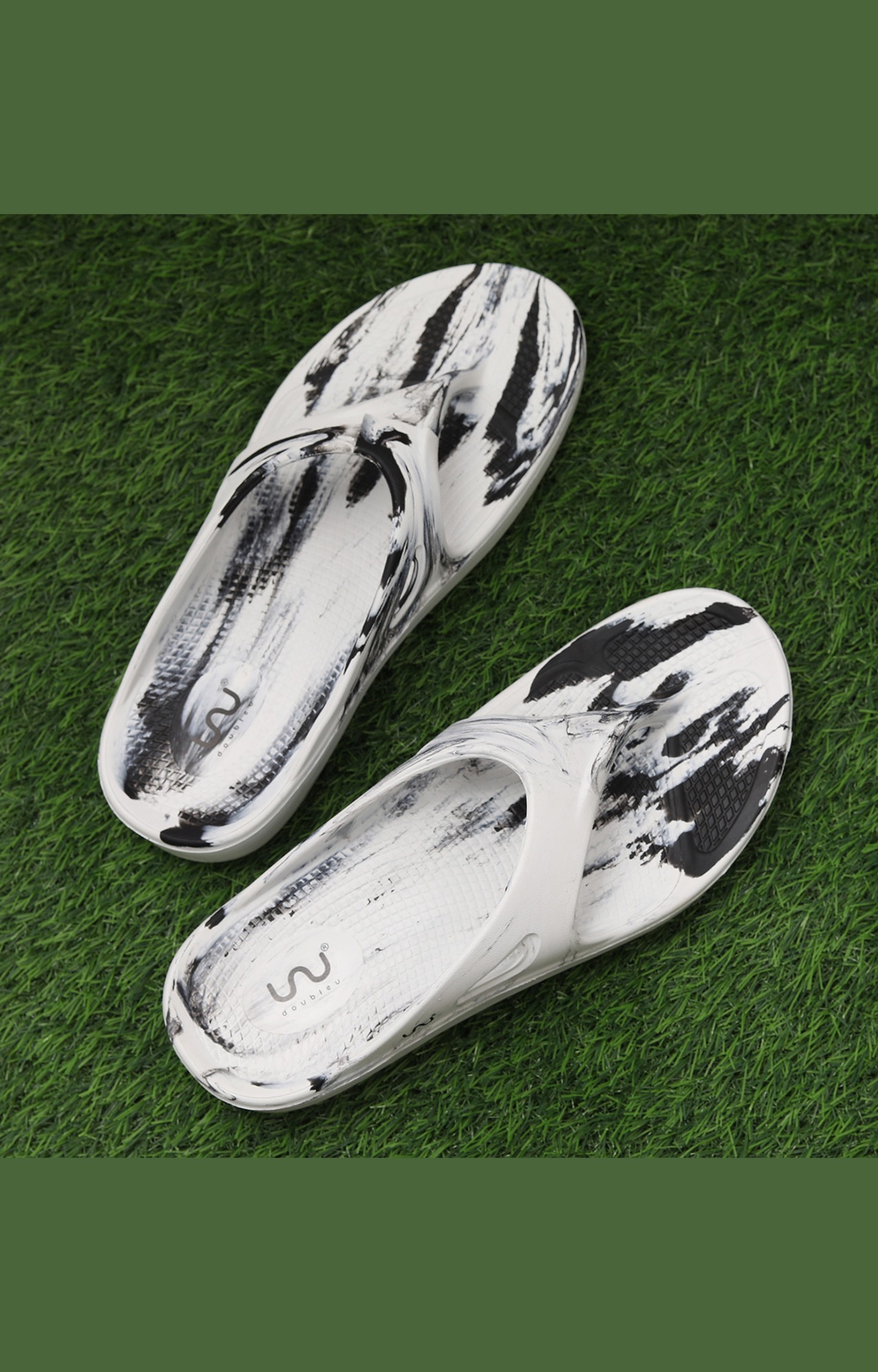 V Shape Classic Men Marble White + Black