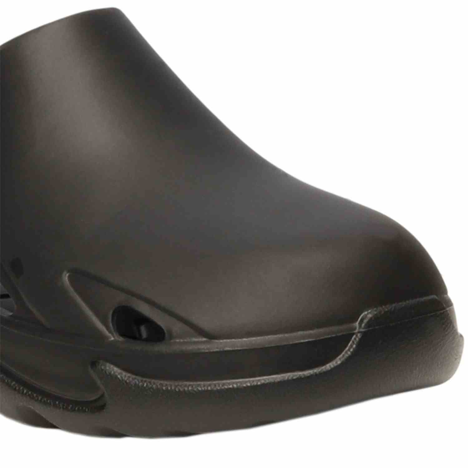 8151 Black Men Clog