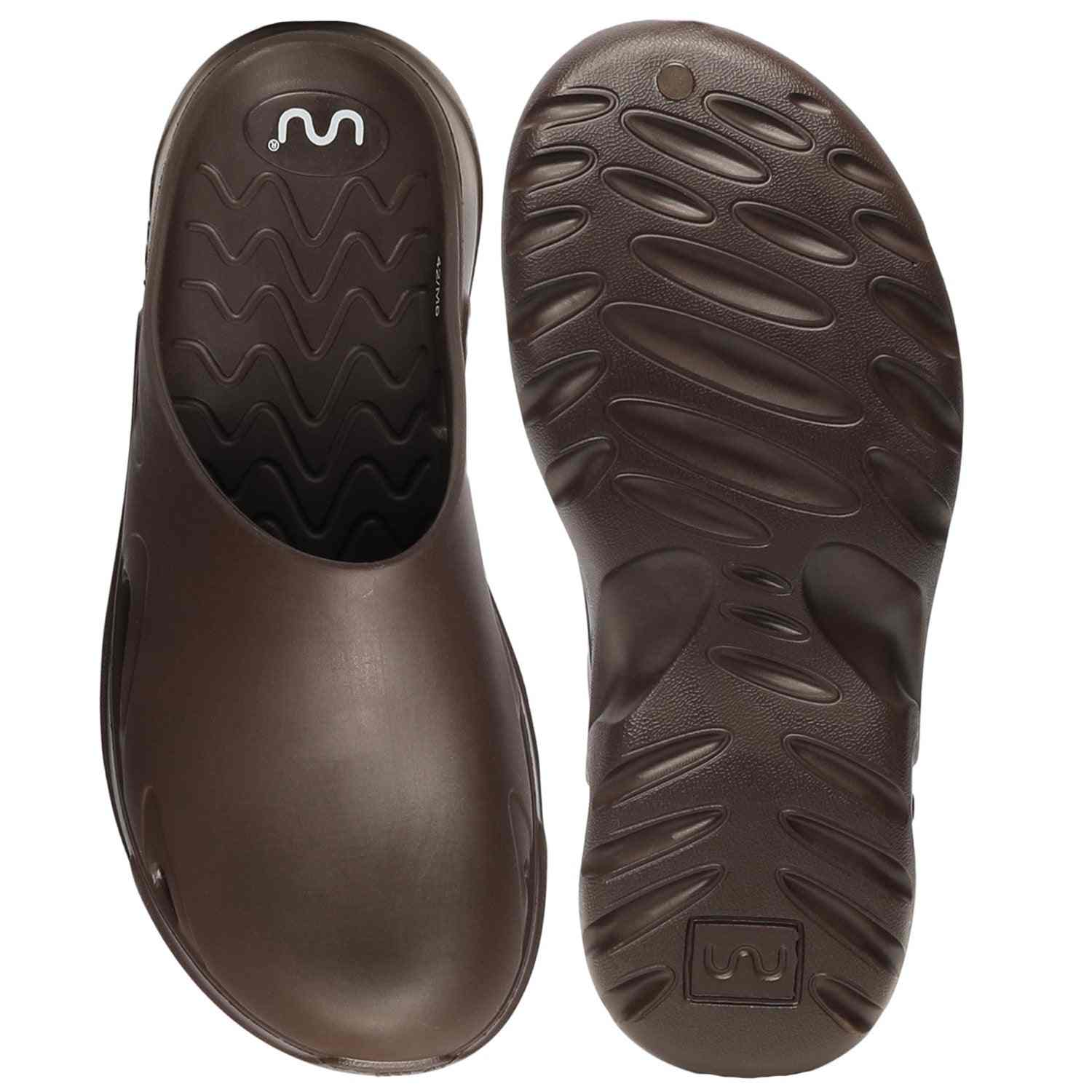 8152 C Brown Men Clog