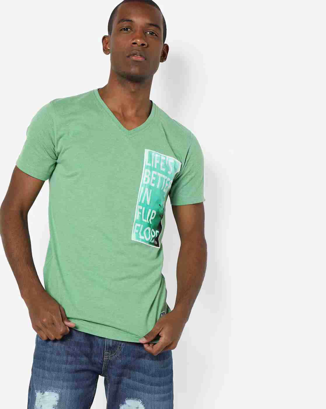 V-neck Comfort Fit T-shirt