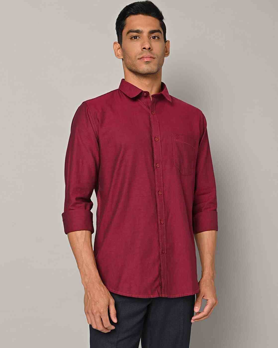 Men Slim Fit Shirt with Patch Pocket