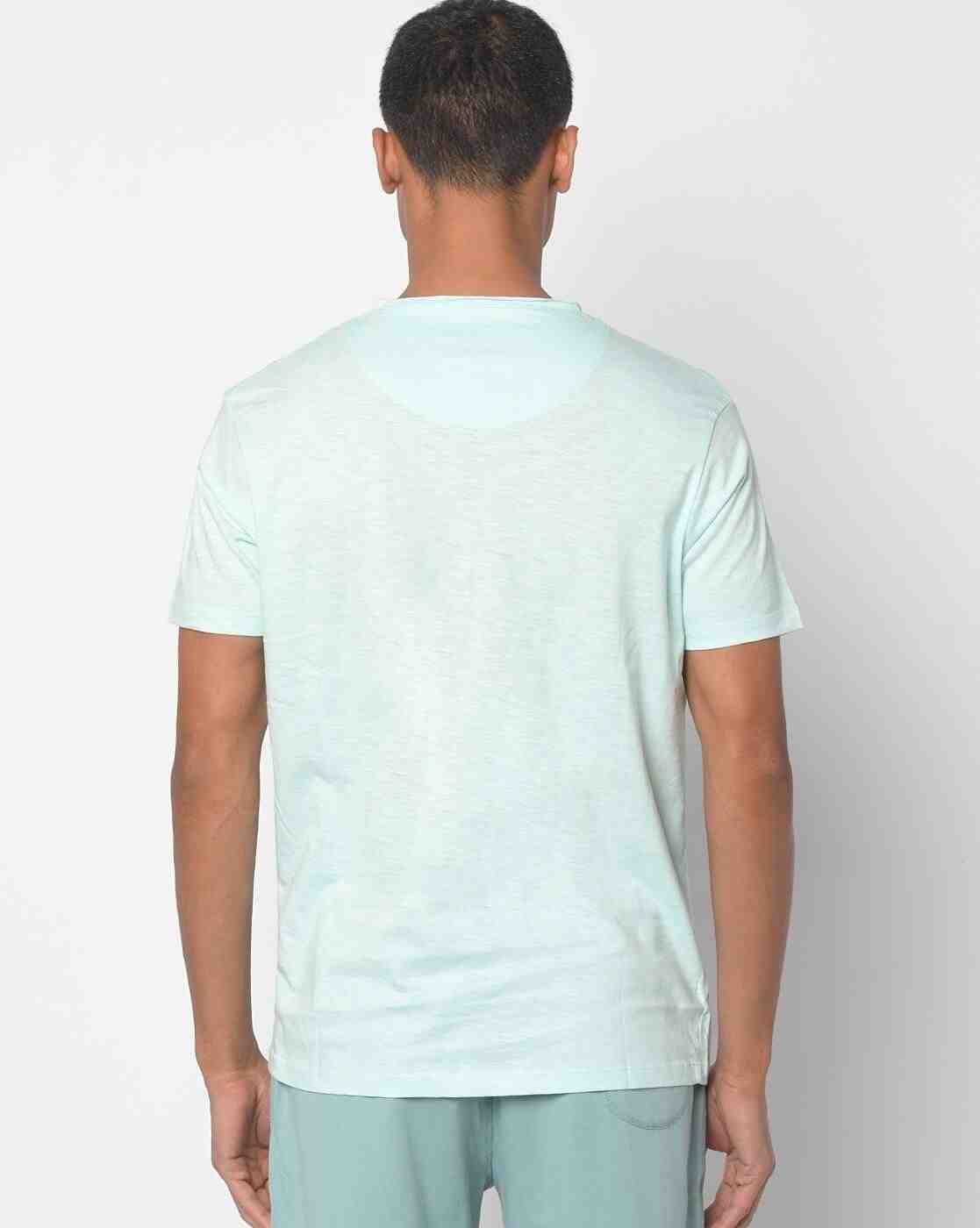 DUKE | Slim Fit V-neck T-shirt with Patch Pocket|2