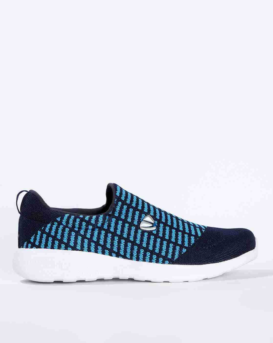 Textured Low-Top Slip-On Sports Shoes