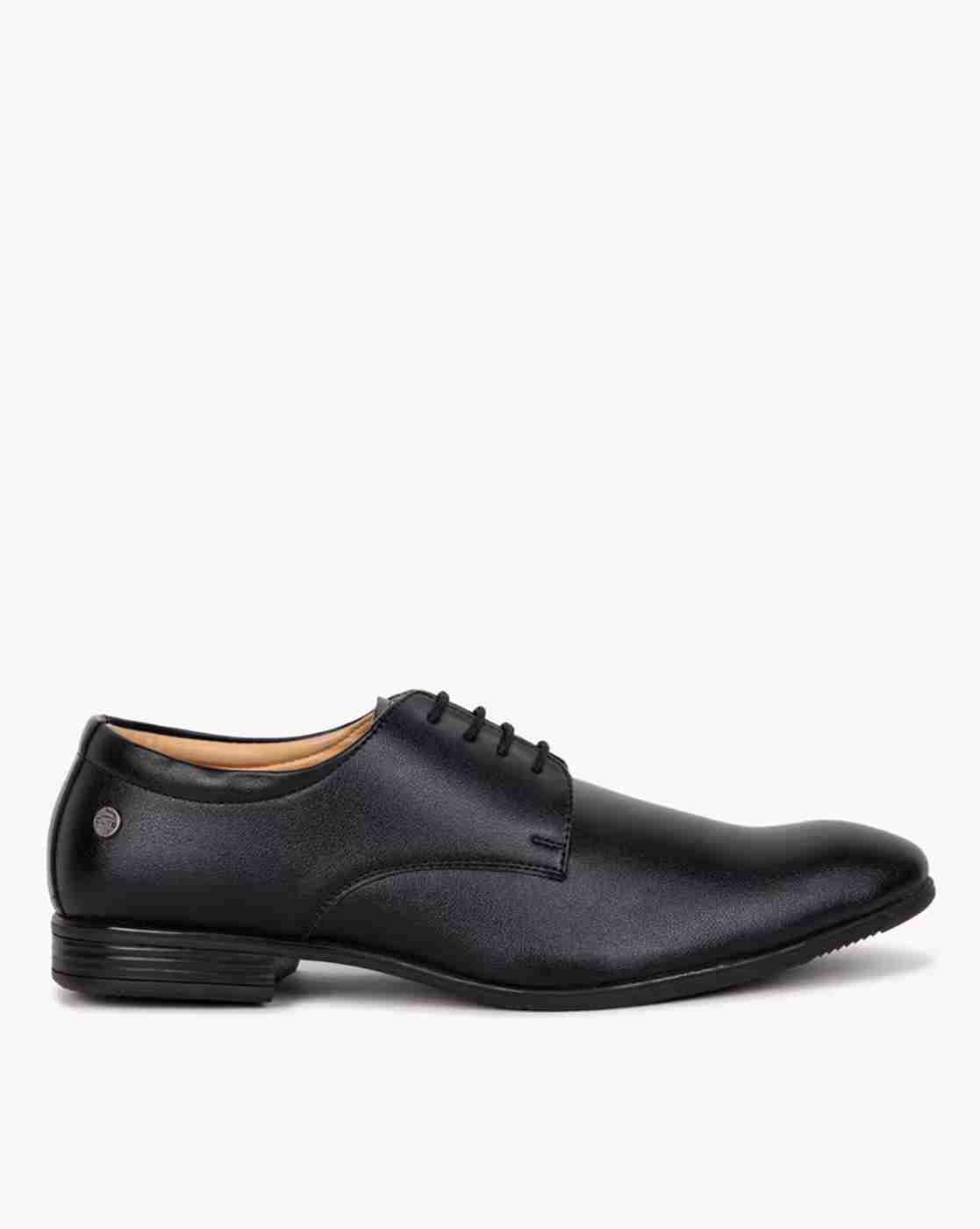 Textured Low-Top Derby Shoes