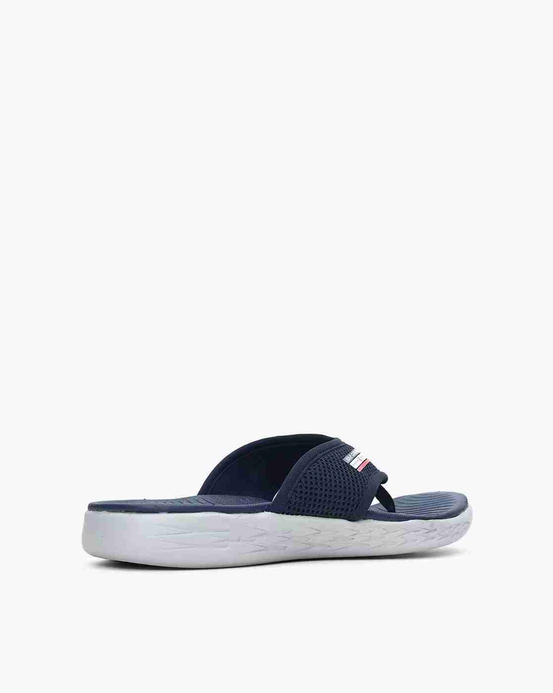 DUKE | Thong-Strap Slippers with Brand Applique|2