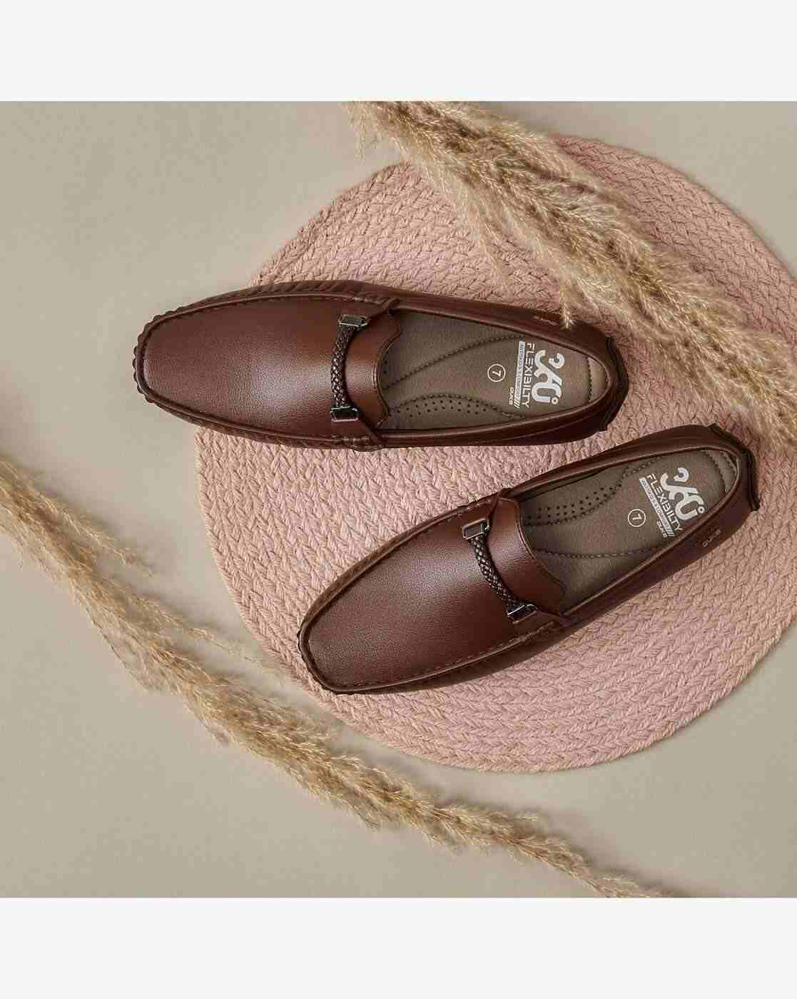 DUKE | Slip-On Loafers with Metal Accent|5