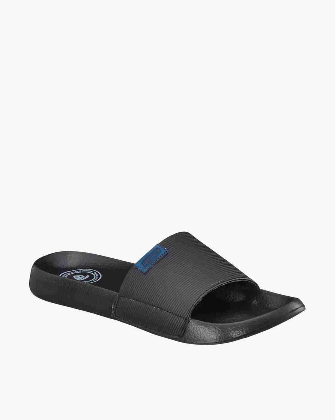 DUKE | Textured Slip-On Sliders|1