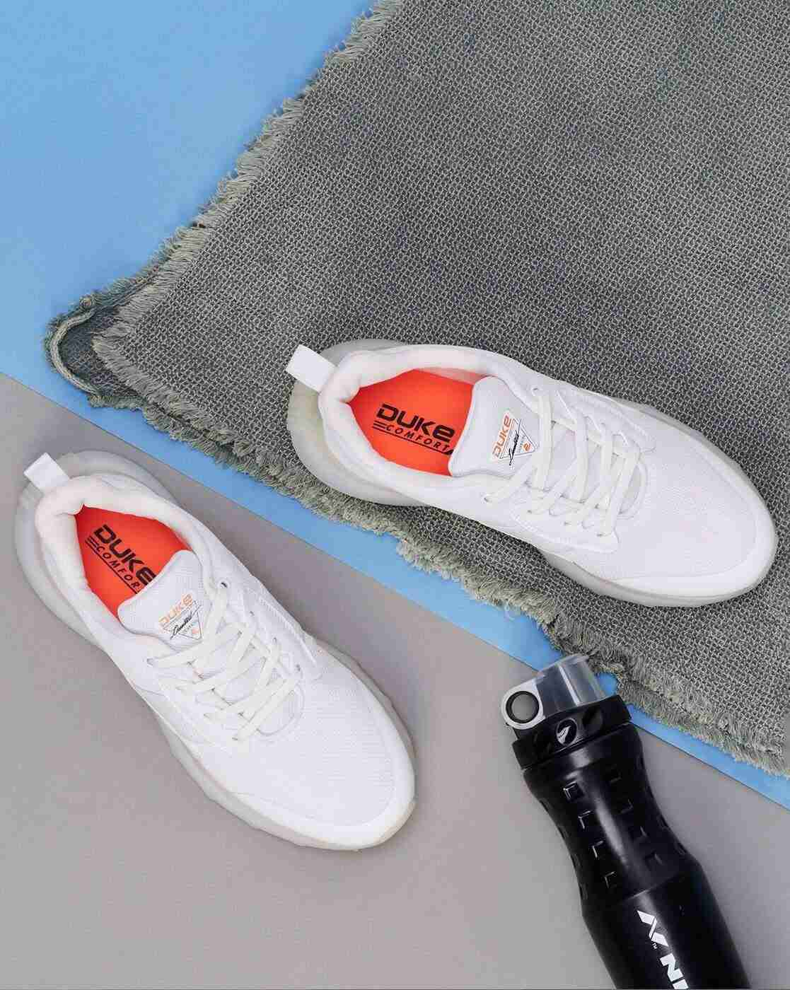 Round-Toe Lace-Up Running Shoes