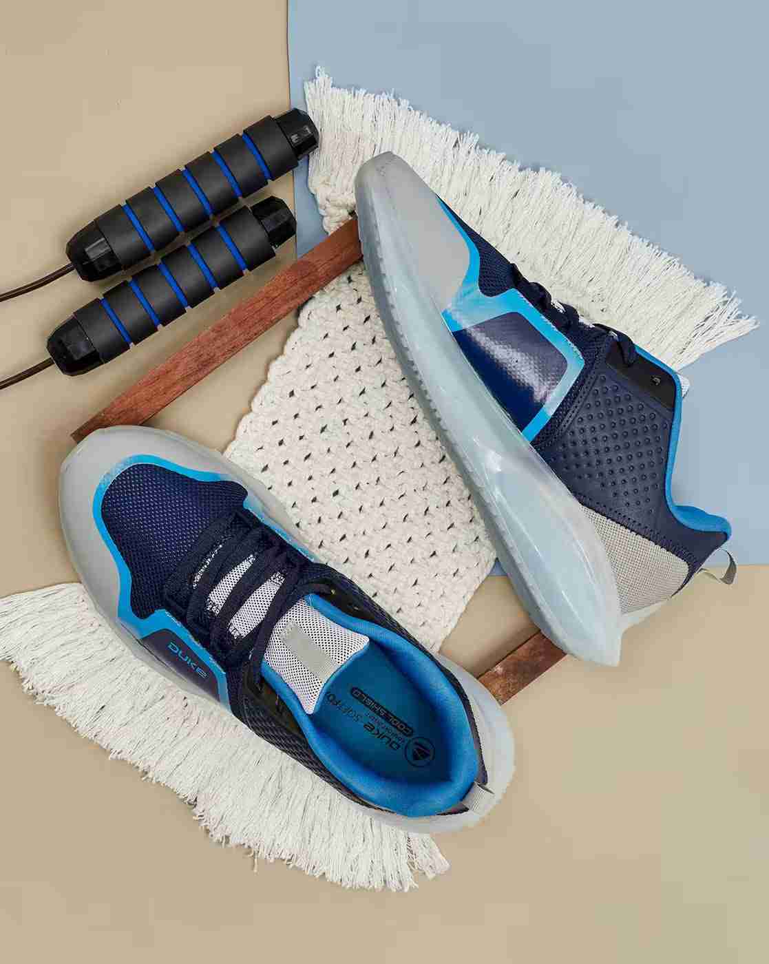 Colourblock Lace-Up Running Shoes