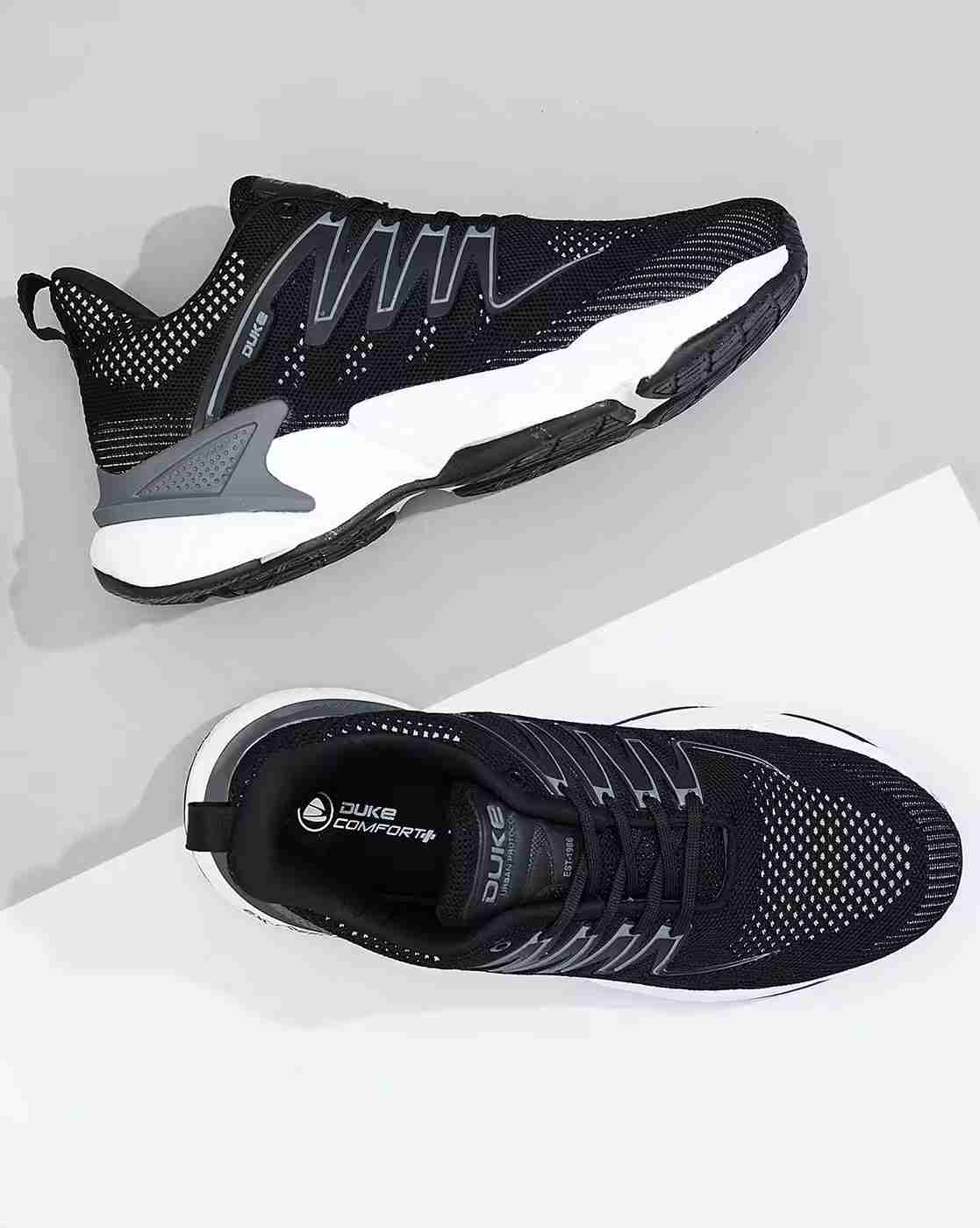 Men Lace-Up Training Shoes